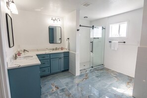 Shower, hair dryer, shampoo