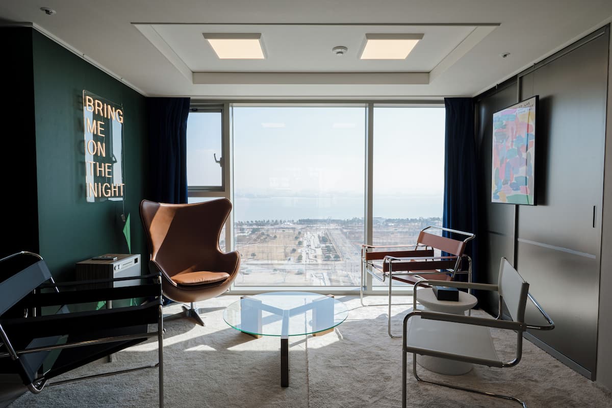 Party Suite Room | View from room