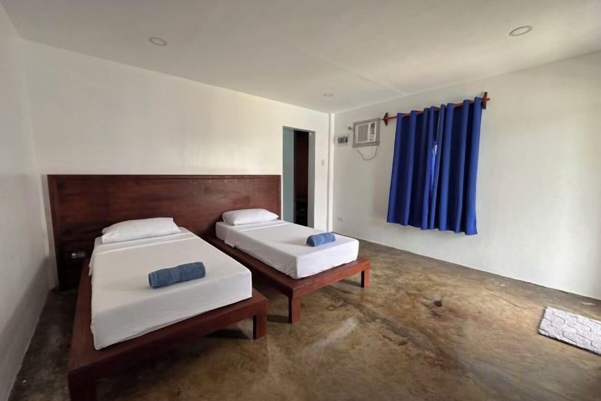 Wifi gratis y ropa de cama