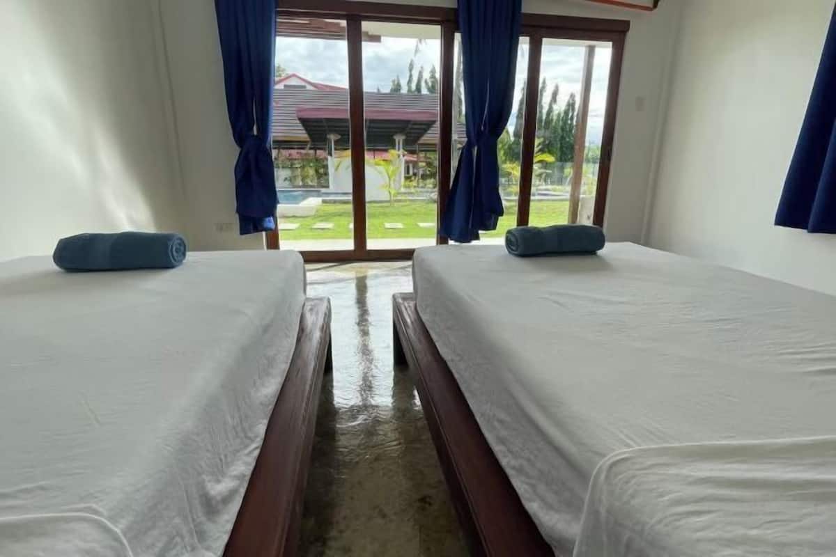 Wifi gratis y ropa de cama
