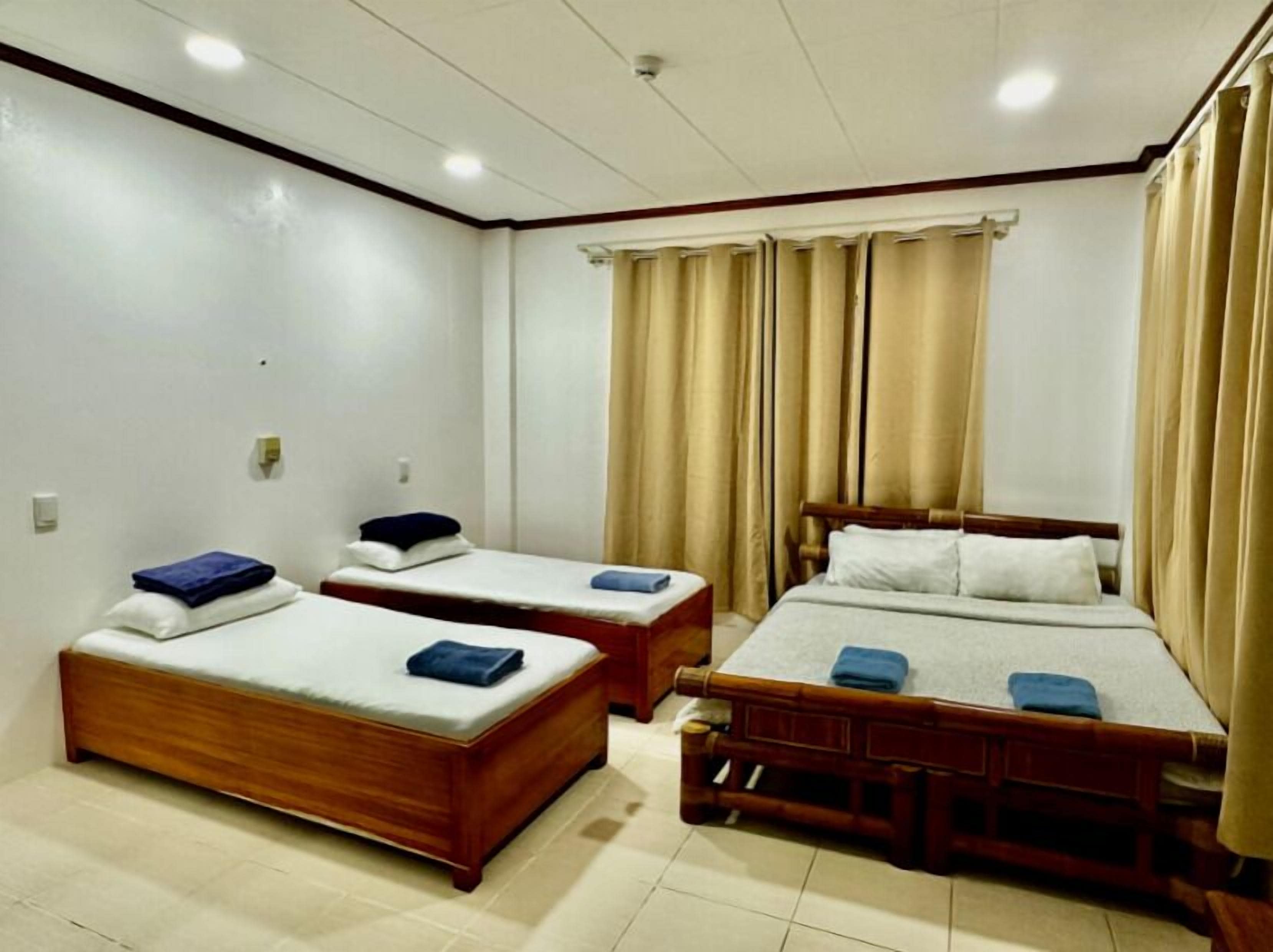 Comfort Quadruple Room, Multiple Beds, Private Bathroom