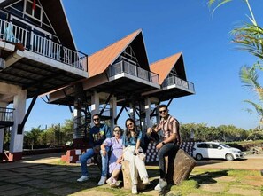 Exterior - Manshas High-5 Resort (Mahabaleshwar)