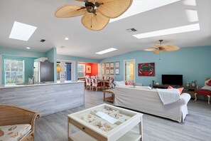 Interior - Cardium Dream - Charming Bungalow with Pool, Steps to Beach (Sanibel)