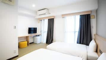 双床房 | 熨斗/熨板、免费 WiFi