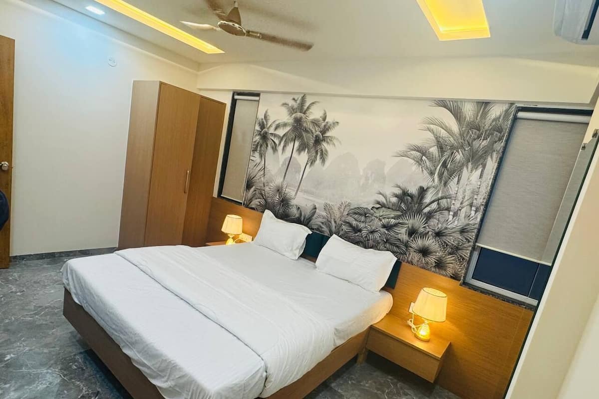 Deluxe Double Room | 2 bedrooms, premium bedding, Select Comfort beds, in-room safe