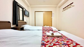 1 habitación, wifi y ropa de cama