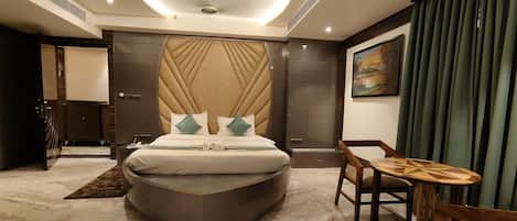 Deluxe Room, City View