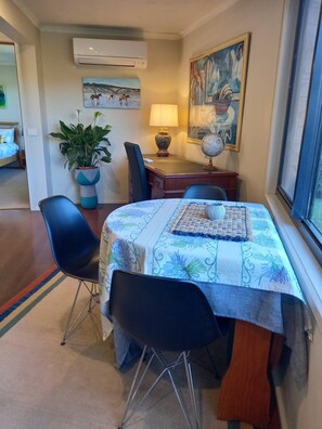 Dining - Great Ocean Road Beach Haven (Fairhaven)