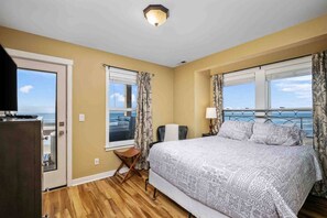 3 Schlafzimmer, Schreibtisch, kostenloses WLAN, Bettwäsche