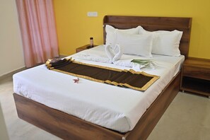 舒適平房, 露台, 花園景 | 熨斗/熨衫板