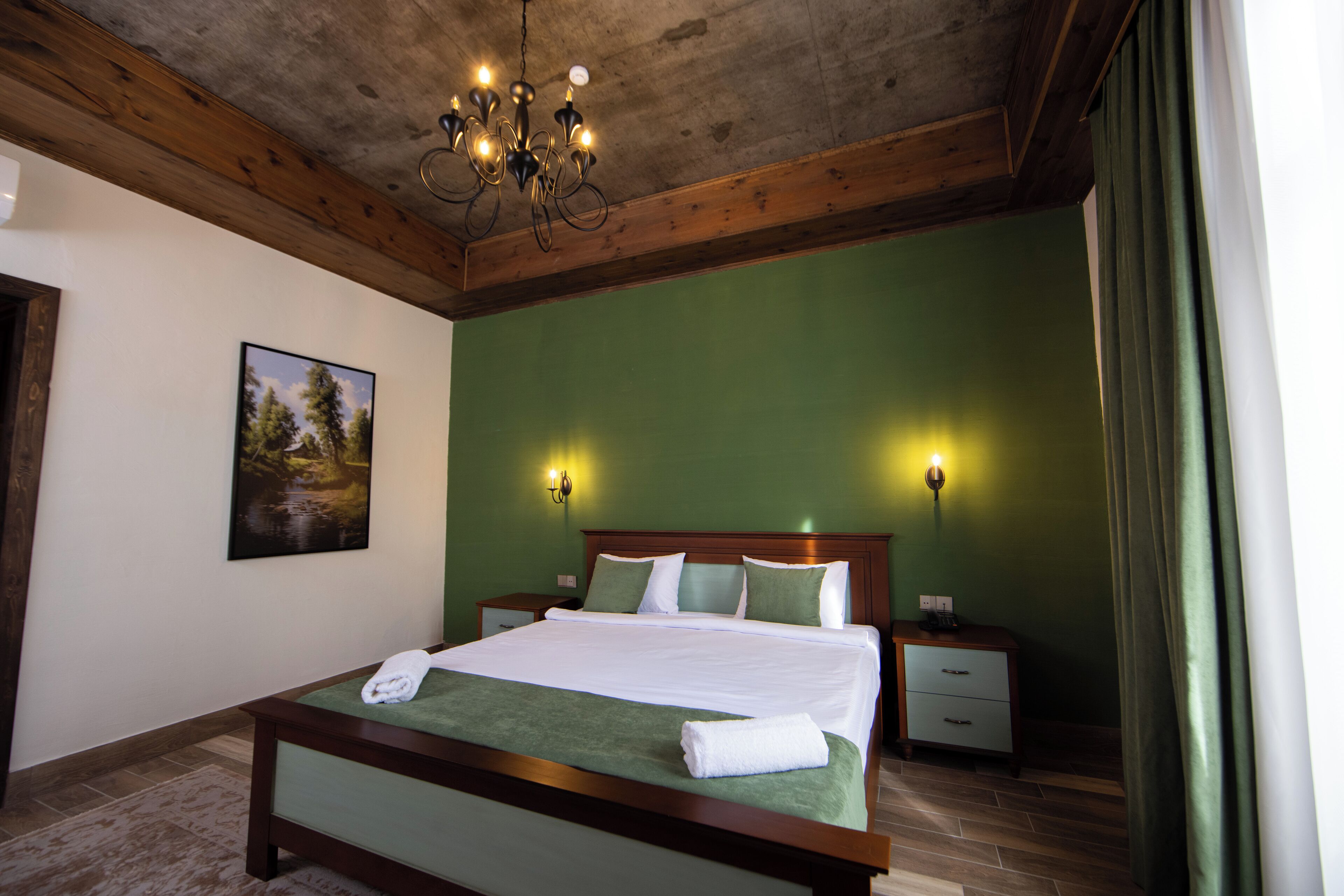 ห้องดีลักซ์, วิวภูเขา | ตู้นิรภัยในห้องพัก, ผ้าม่านกันแสง, Wi-Fi ฟรี, ผ้าปูที่นอน