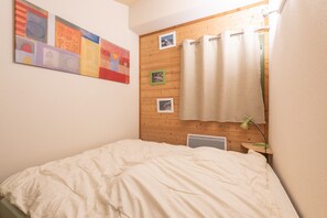 2 bedrooms