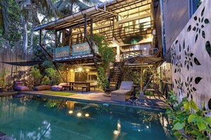 Outdoor pool - Singing River Front Villa (Tabanan)