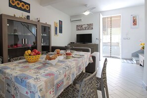 Dining - Villetta Elena, Ac, Wifi, Lido Degli Scacchi (Lido Degli Estensi)