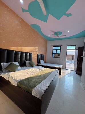 Kamar Quadruple Deluks, pemandangan kota | Pemandangan dari kamar