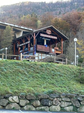Exterior - Apartment '202' with Shared Garden, Balcony and Wi-Fi (Brides-les-Bains)