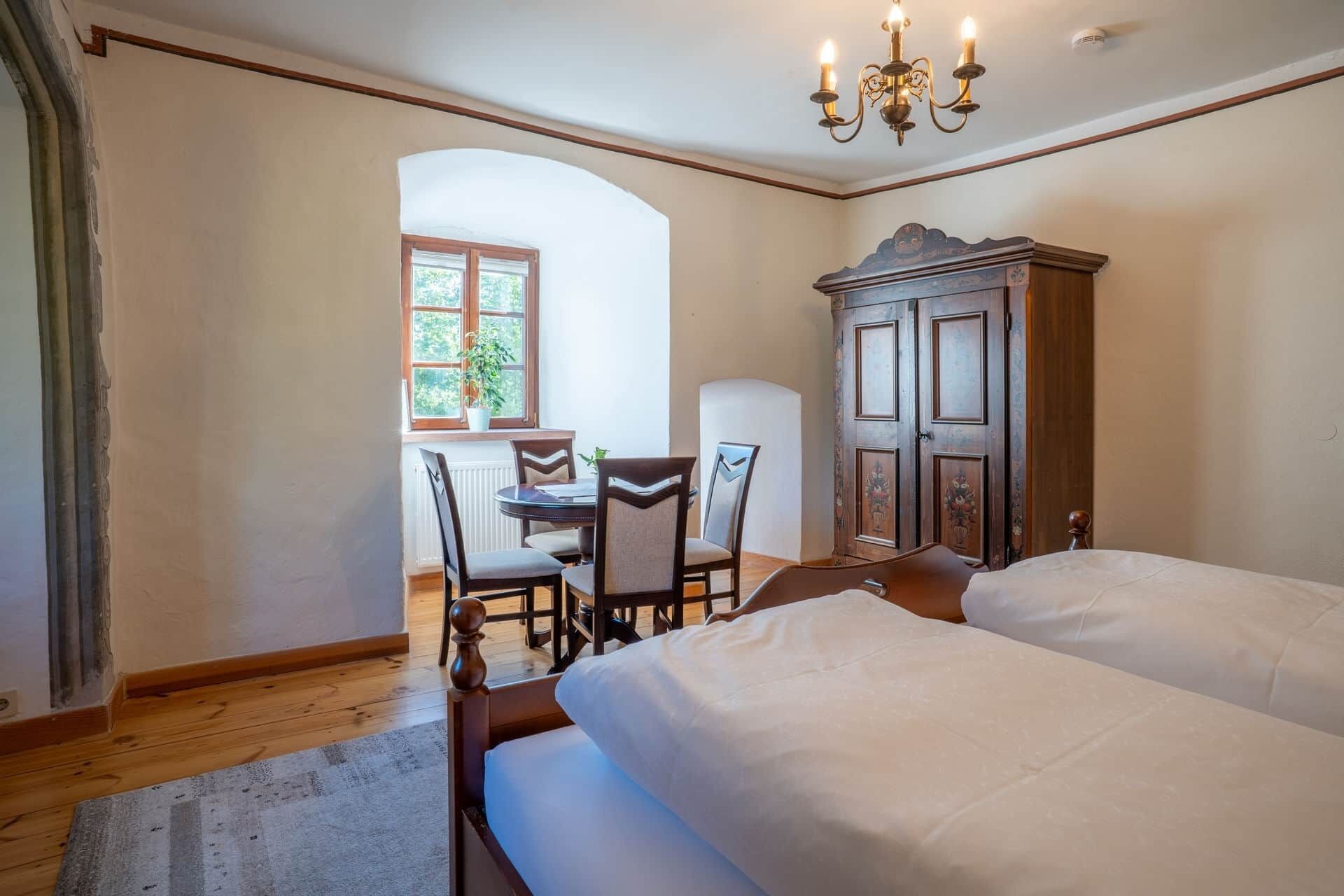 1 bedroom, in-room safe, desk, free WiFi