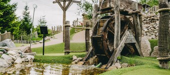 Castle Room 6 Manor House