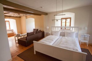 1 camera, Wi-Fi gratuito, lenzuola