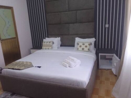 Chic 1-bedroom apartment with AC, WiFi in fabulous Yenagoa, city center Bayelsa