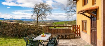 Country House 'Nueva' with Mountain View, Private Terrace and Wi-Fi
