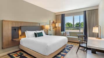 Suite, 1 King Bed with Sofa bed, Non Smoking (Efficiency, Upgrade) | In-room safe, desk, laptop workspace, blackout curtains