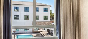 Cambria Hotel Templeton - Paso Robles