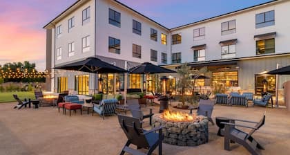 Cambria Hotel Templeton - Paso Robles