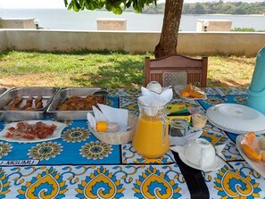 Free daily full breakfast - La Benderas (Kilifi)