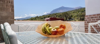 Vacances à 'La Casa De Rita' avec vue sur la montagne et terrasse privée