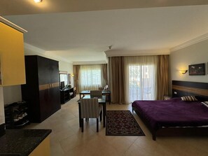 1 bedroom, in-room safe, iron/ironing board, WiFi