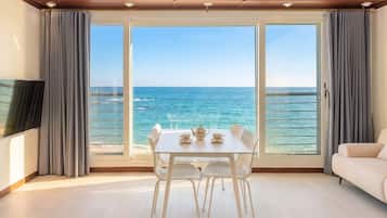 Basic Room, 1 Bedroom (B201) | 1 bedroom, WiFi (free)