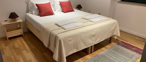 2 bedrooms, bed sheets
