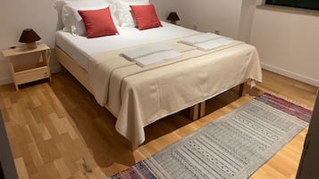 2 bedrooms, bed sheets