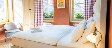 Deluxe Double Room, Mountain View | 1 bedroom, free WiFi