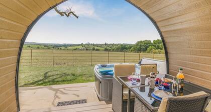 1 bedroom accommodation in Yeovil