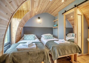 Unclassified image, 5 of 19, button