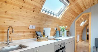 2 bedroom accommodation in Yeovil