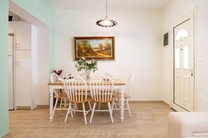 Superior Apartment, 2 Bedrooms, Patio | Living area | 40-inch flat-screen TV with digital channels - Contessa Elli Residences (Kefalonia)
