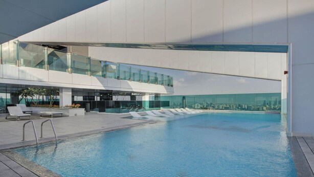 Apartment | 1 bedroom - Lux 1BR w World Highest Sky Track Rooftop Pool (Dubai)