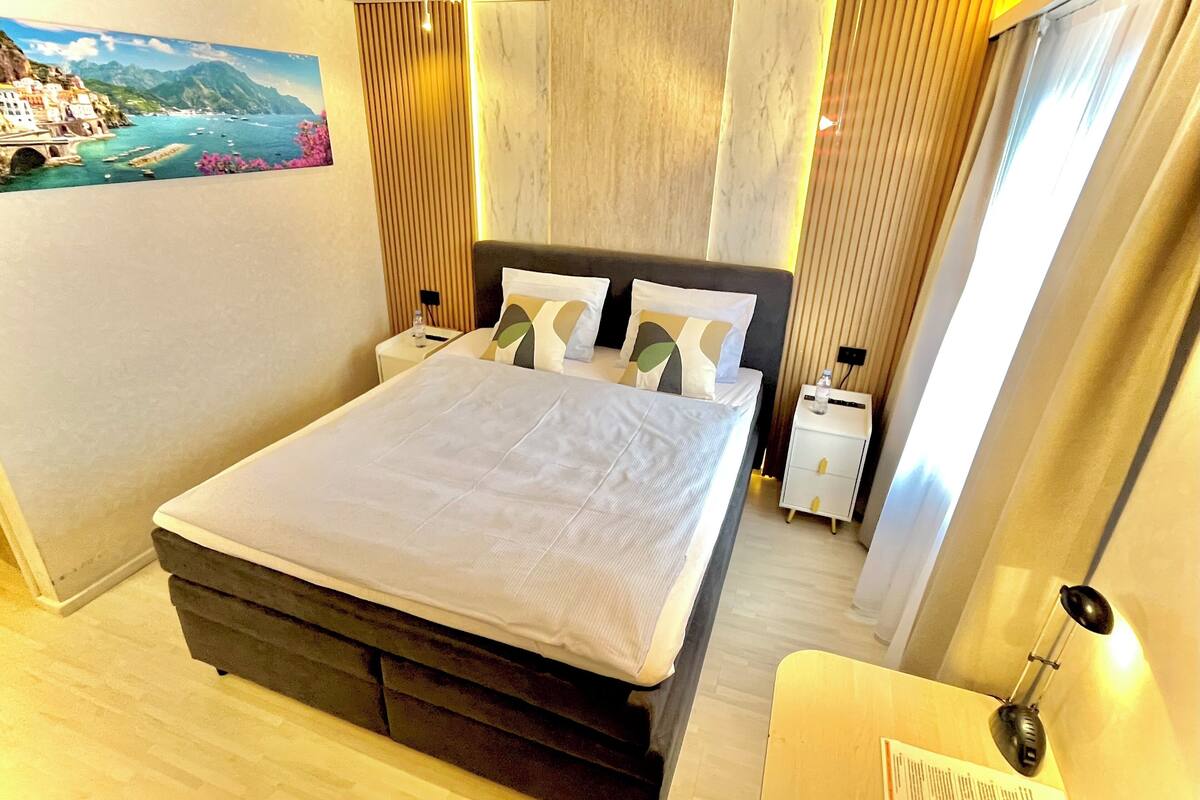 Double Room | Desk, laptop workspace, free WiFi