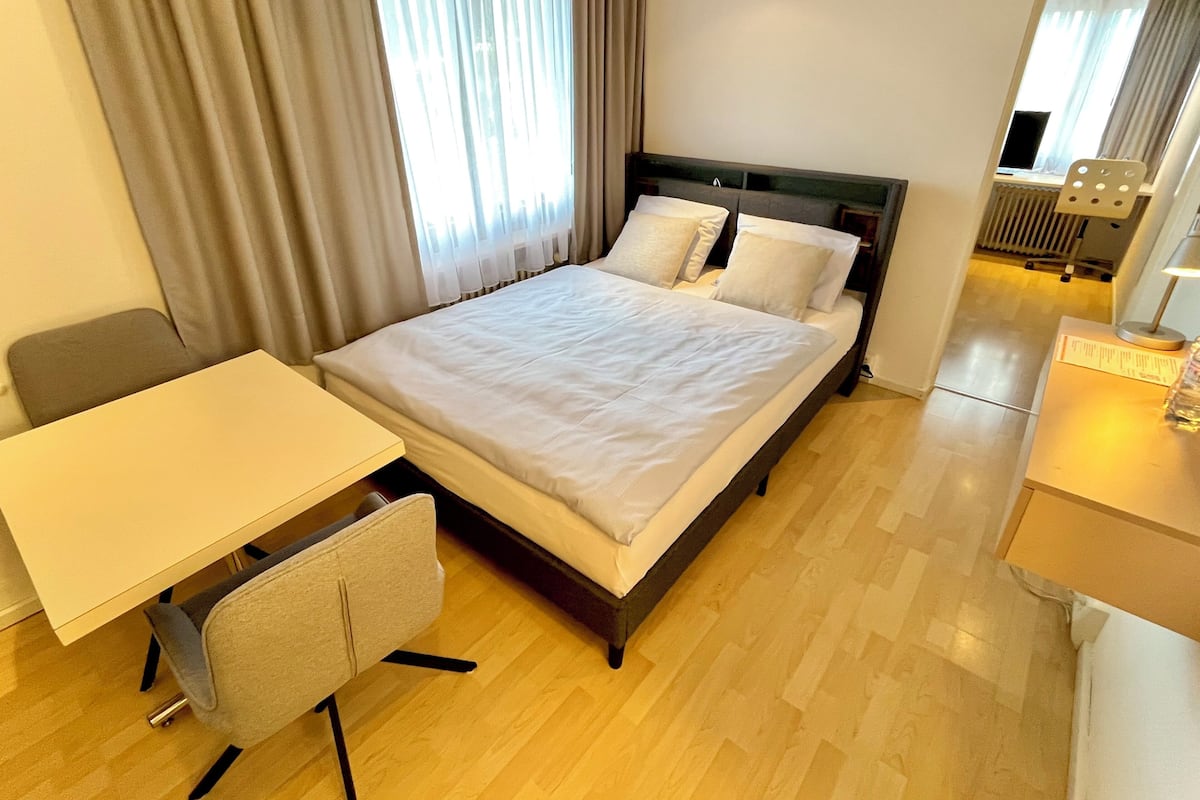 Chambre Quadruple | Bureau, espace de travail pour ordinateur portable, Wi-Fi gratuit