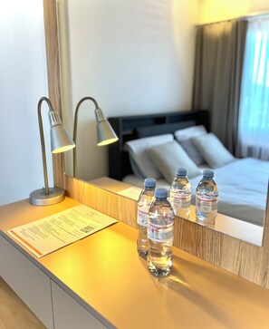 Quadruple Room | Desk, laptop workspace, free WiFi - Seilers Hotel (Liestal)