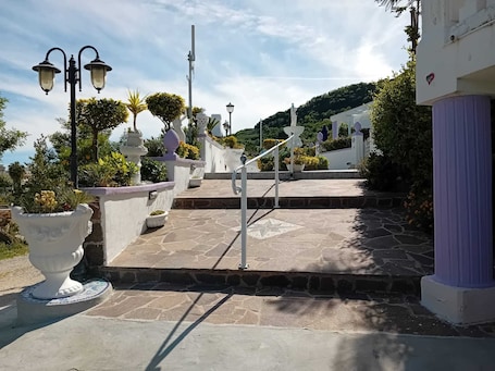 Apartment, 1 Bedroom, Smoking, Private Pool | Property grounds