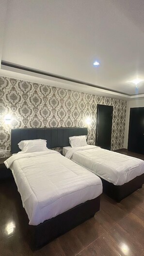 Double or Twin Room, City View | Desk, free WiFi - Nuris Hotel (Bandar Lampung)