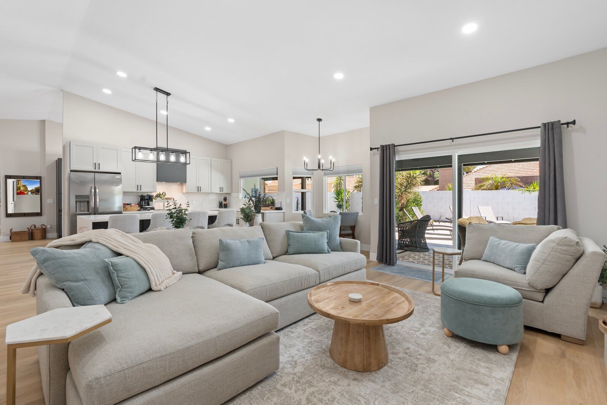 Smart TV, table tennis, offices