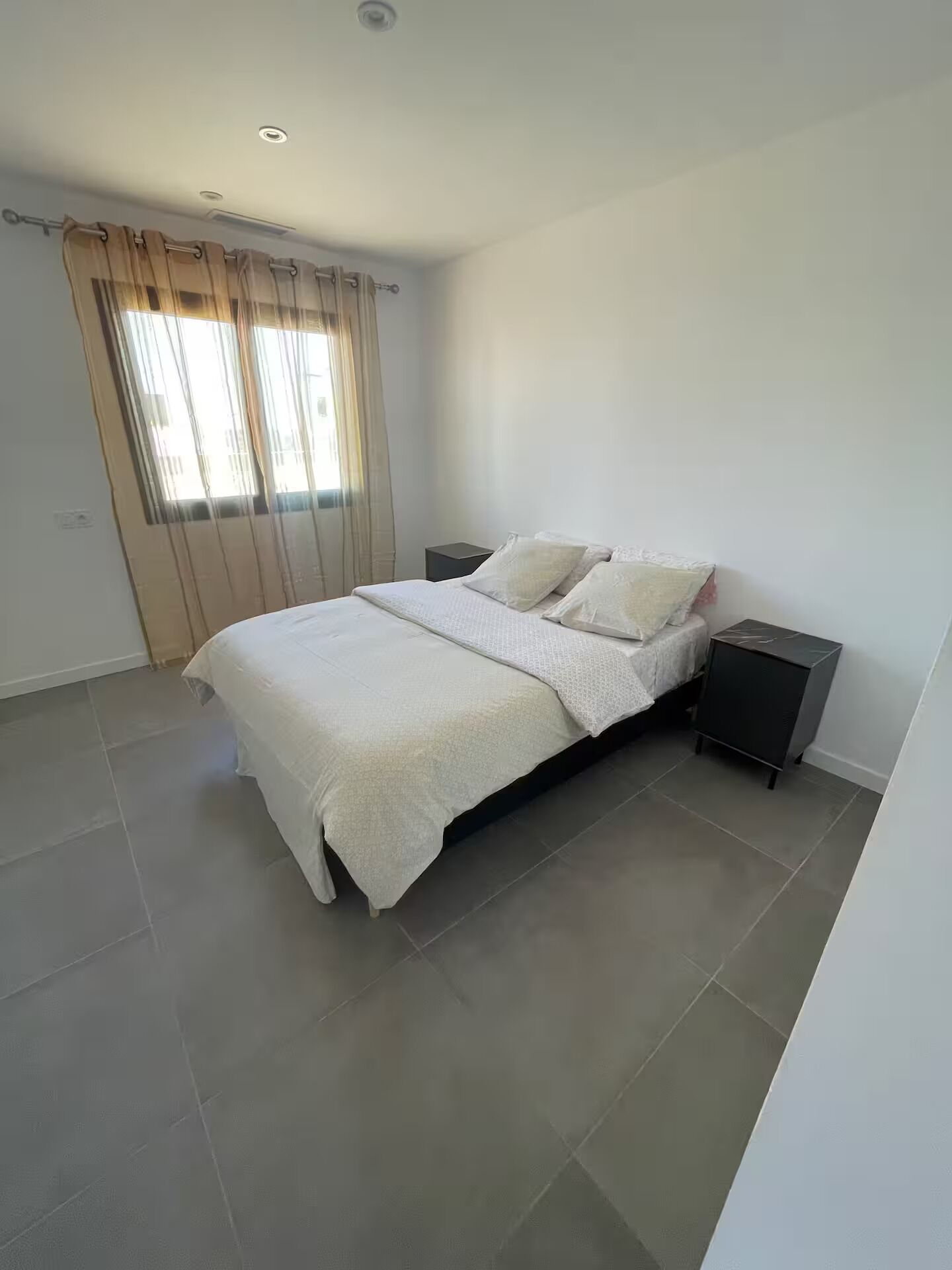 3 habitaciones, wifi y ropa de cama 