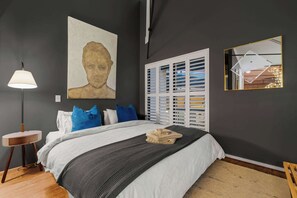 2 bedrooms, desk, iron/ironing board, travel crib