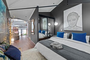 2 bedrooms, desk, iron/ironing board, free WiFi