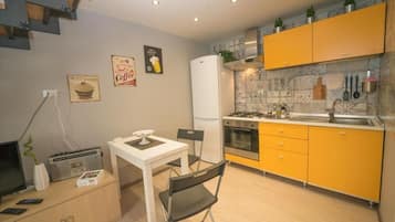 Alloggio su due livelli, non fumatori, cucina | Cucina privata